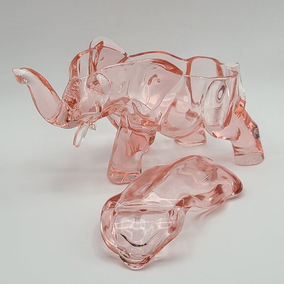 Vintage Co-Operative Flint Glass Pink Elephant Candy Trinket Dish Smooth Back - Picture 6 of 14